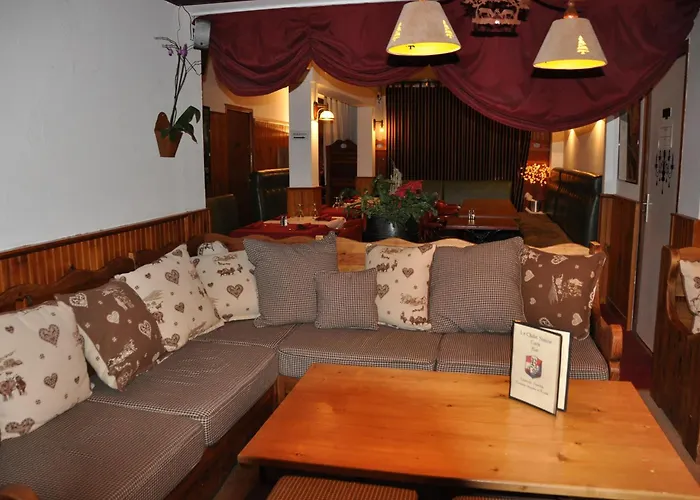 Le Chalet Suisse