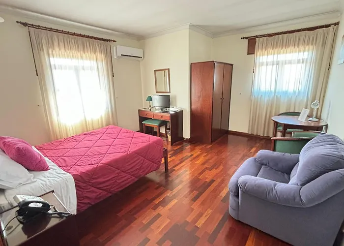 Hotel Trindade Coelho