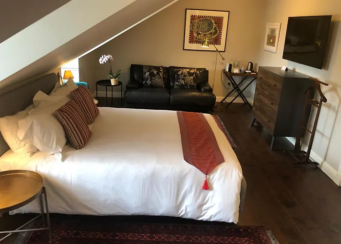 Sheridan Guest House