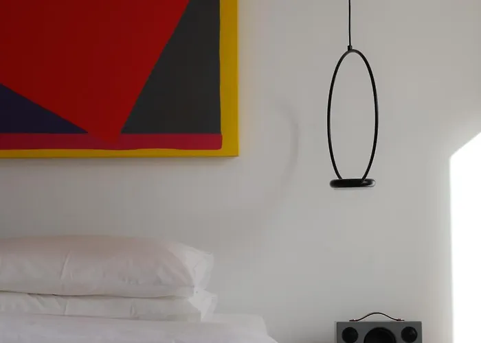 Fragile Boutique Hotel