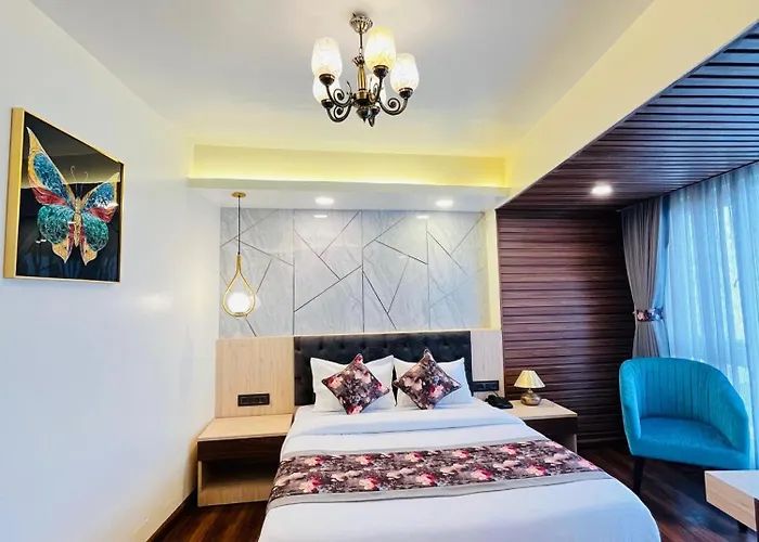 Hotel Broadway Boutique Mall Road Darjeeling - A Luxury Collection - Best Seller