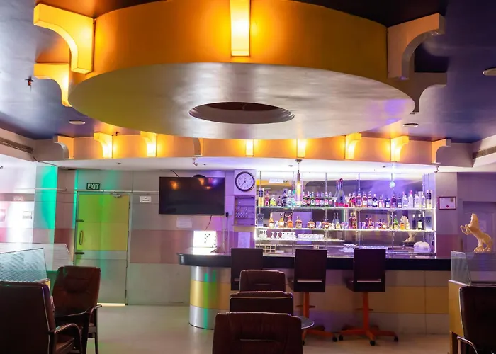 Hotel Dsf Grand Plaza