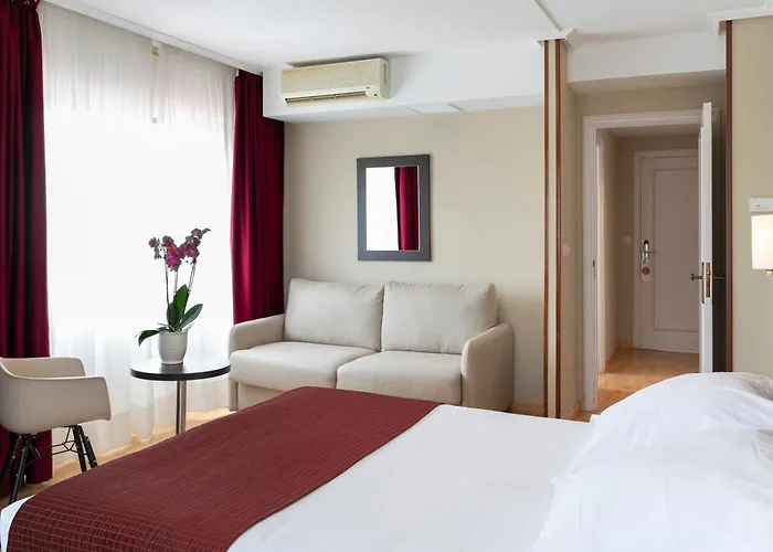Hotel Santiago Apóstol