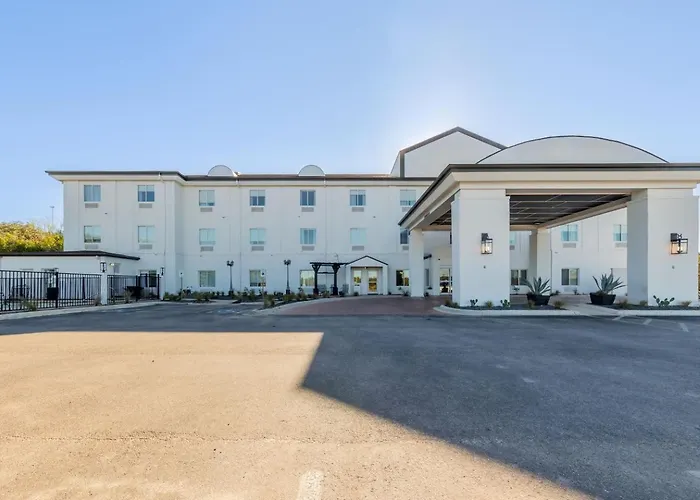 Blanco River Hotel