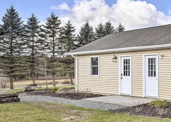 Equestrian House Suites