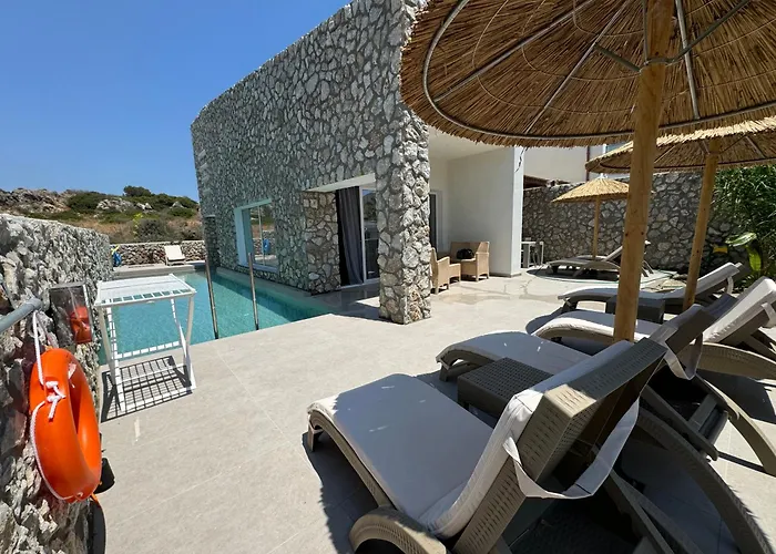 Delfinia Resort