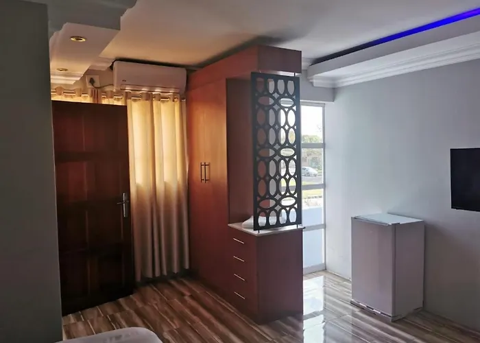 Zurich Garden Hotel