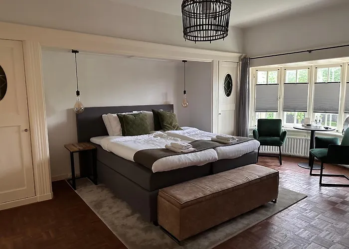 Bed And Breakfast Goes