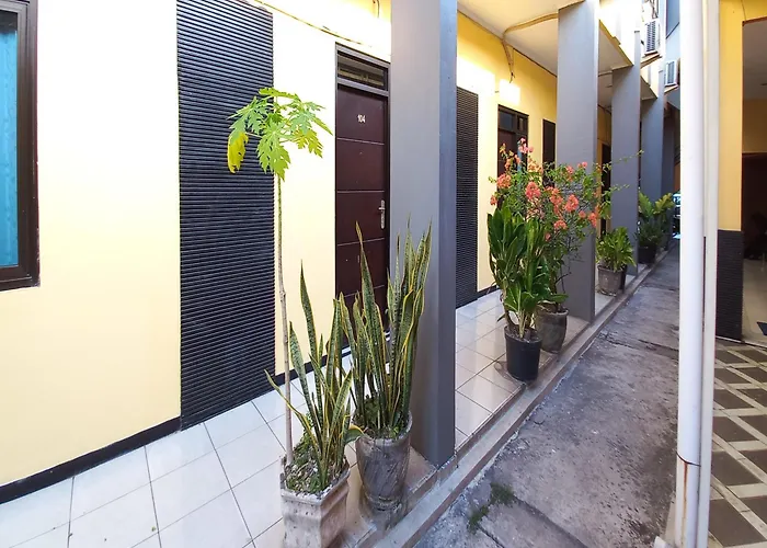 Reddoorz Syariah At Hotel Pandan Wangi Near Alun Alun Sidoarjo
