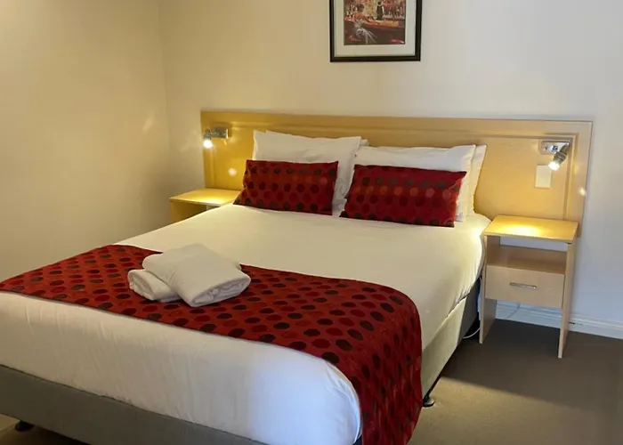 Hibernian Hotel
