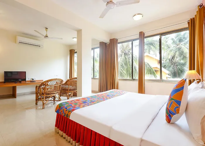 Fabhotel Sangria - Nr Dona Paula Beach