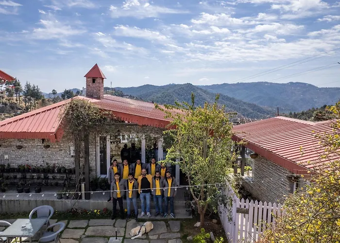 The Birdcage, Mukteshwar