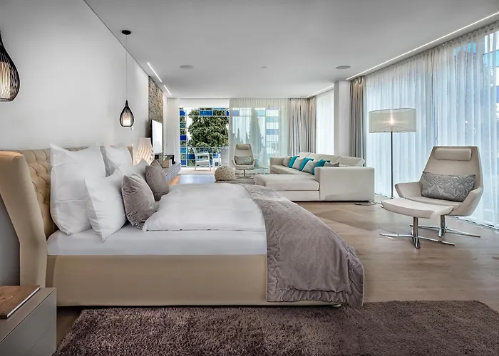 Eden Reserve Hotel