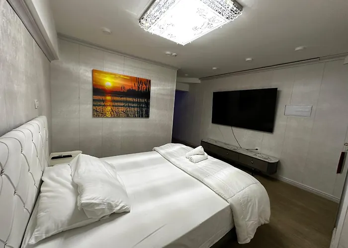 Hotel Aviacion Manises