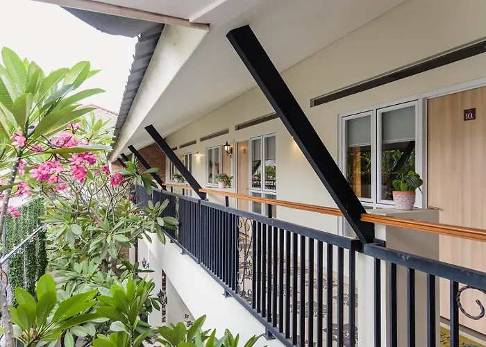 Calma Coliving At Bintaro, Tangerang Selatan