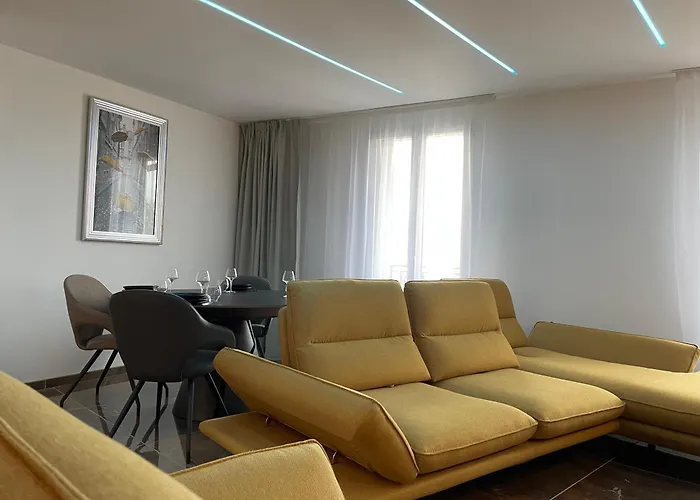 Brit Hotel De Grignan Vichy