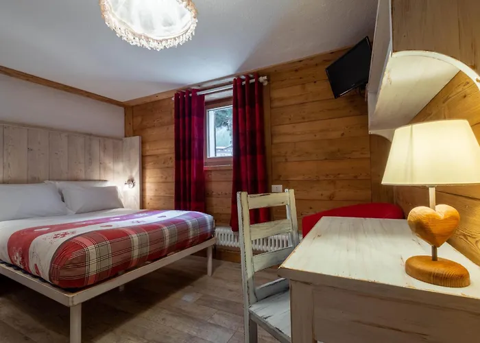 Hotel Petit Dahu - Chambres Et Restaurant