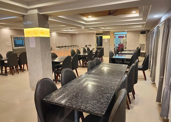 Hotel Geetha International