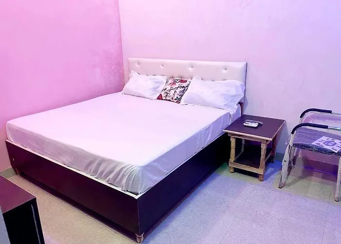 Hotel O Blue Star