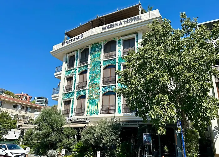 39 Kalamis Marina Hotel & Restaurant Istanboel