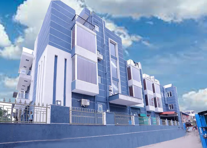 Hotel Nirvana Inn And Banquet-Near Expo Mart Greater Noida