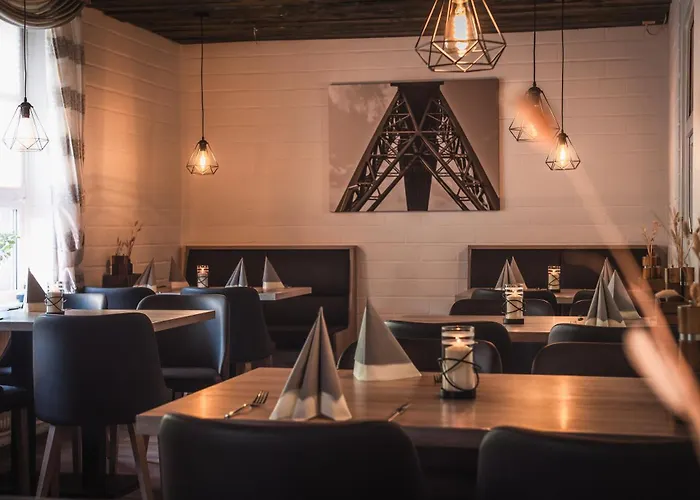 Tuexen Hotel & Restaurant