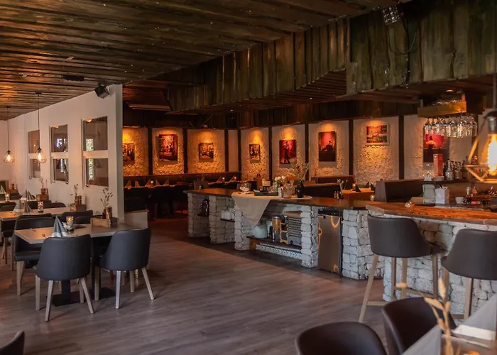 Tuexen Hotel & Restaurant