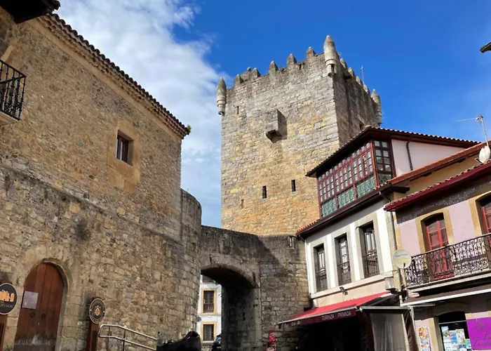 Hotel Castillo Valdés Salas