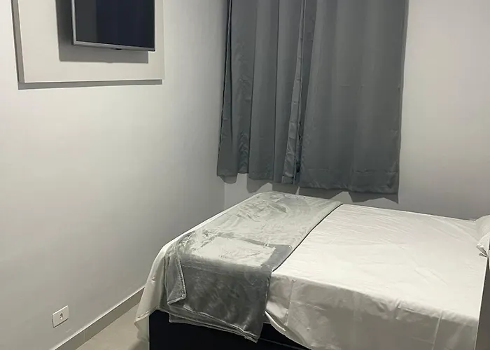 Hotel Rio Branco - Melhor Opção Perto da 25 de Março, Santa Ifigênia e Metrô República