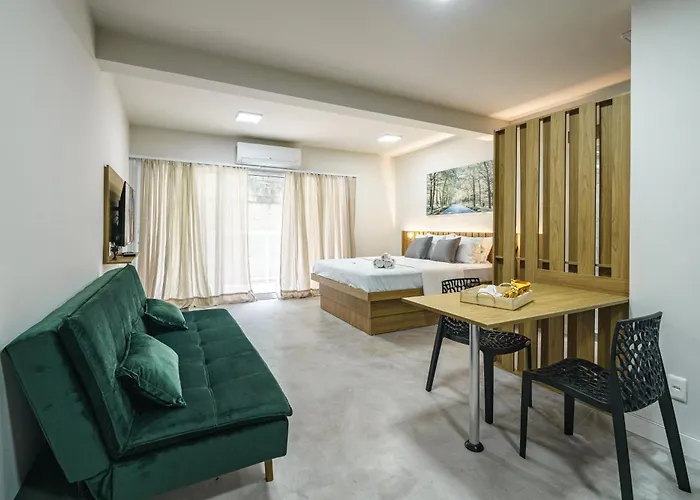 Lofts Green Island
