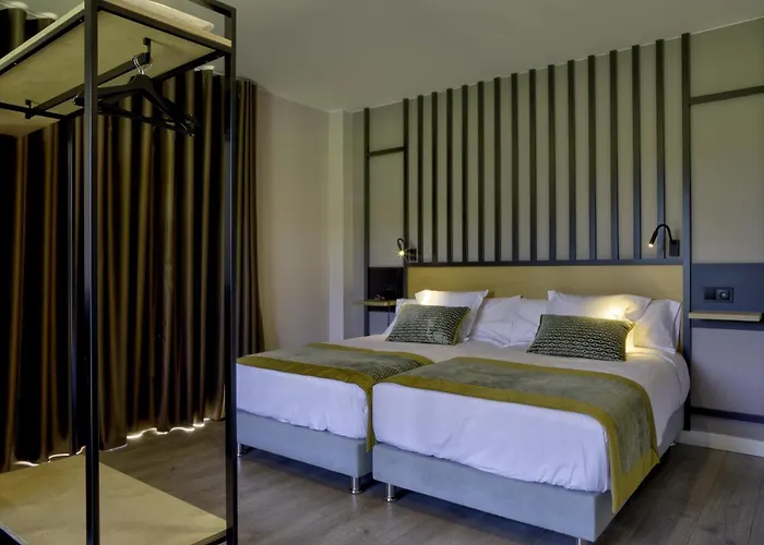 Hotel Portomarín Star