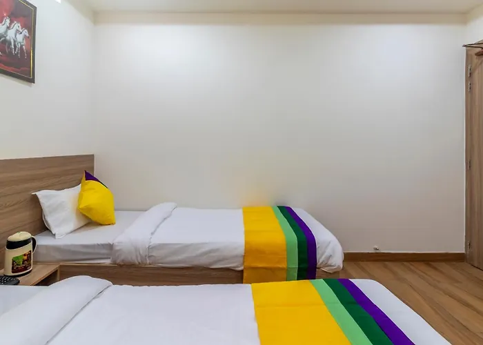 Itsy Hotels Krishna Residency, Govardhan Chauraha
