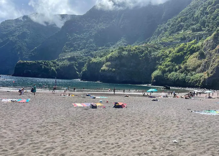 Baia Seixal Oceanfront