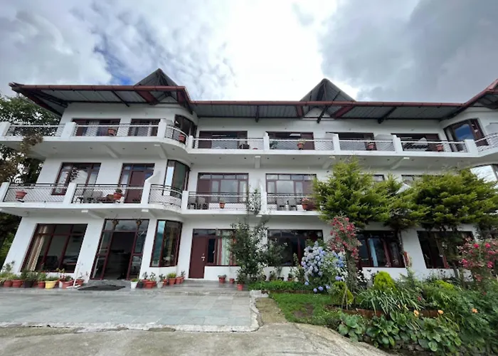 Goroomgo Hotel Vijay Mount View Resort Munsyari Near Airport