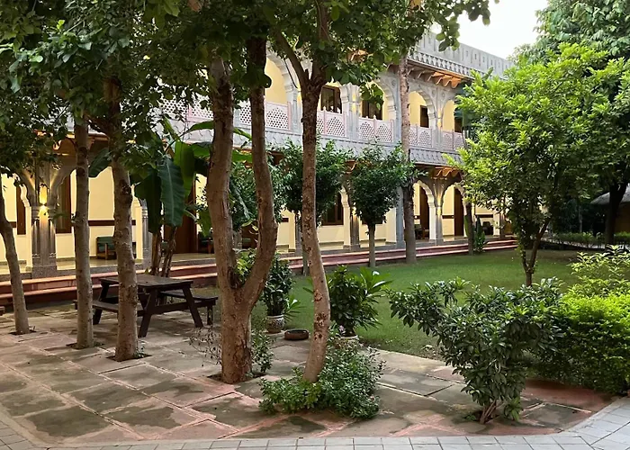 Hotel Sunbird