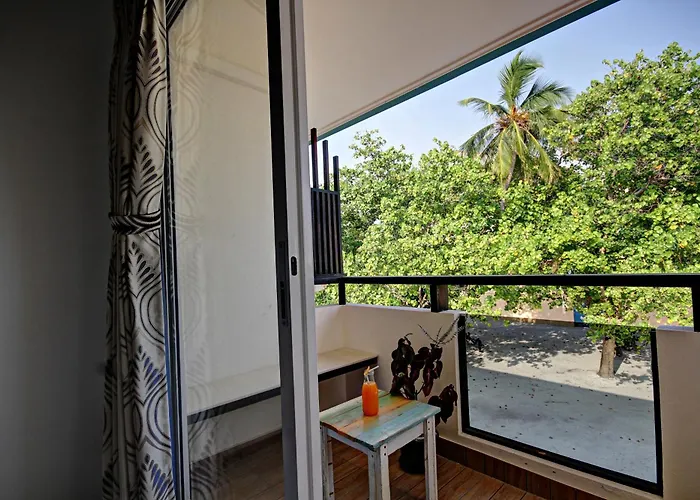 Crown Beach Villas With Direct Access To The Bikini Beach