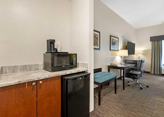 Best Western Magnolia Inn And Suites