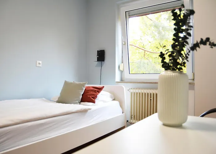 1, 2, Sleep Hostel Nuernberg Messe