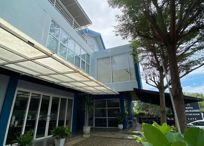 Grand Mahoni Hotel