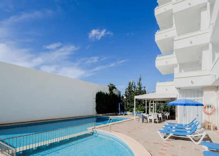 Apartamentos La Santa Maria