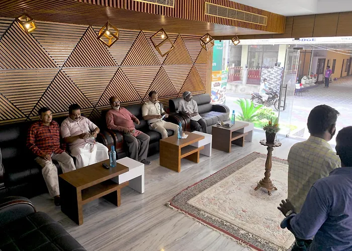Hotel Blue Residency