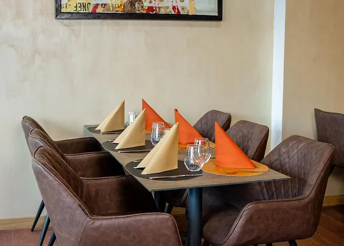Breeze Hotel