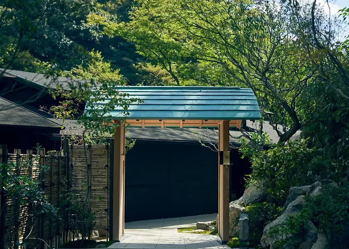 Espacio The Hakone Geihinkan Rin-Poh-Ki-Ryu