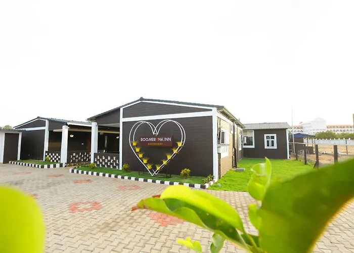 Boomerank Inn
