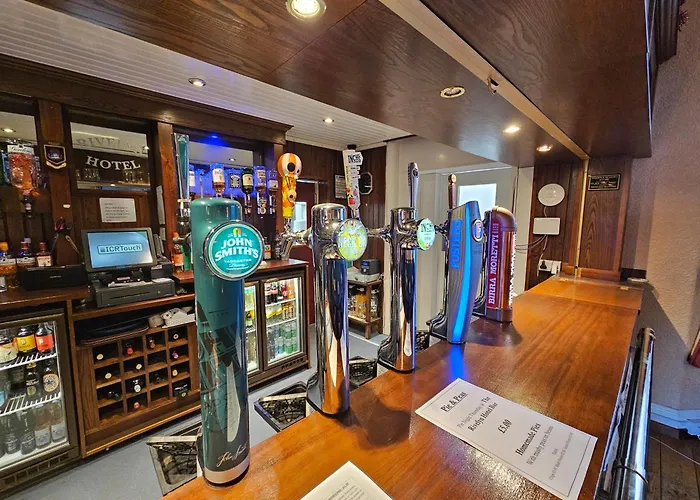 Rivelyn Hotel Bar & Restaurant