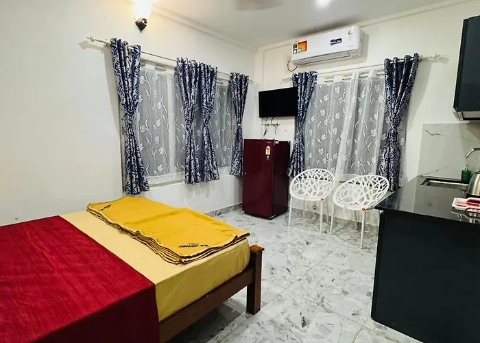 M M Residency
