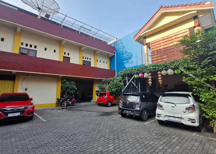 Reddoorz At Griya Kampar Madiun