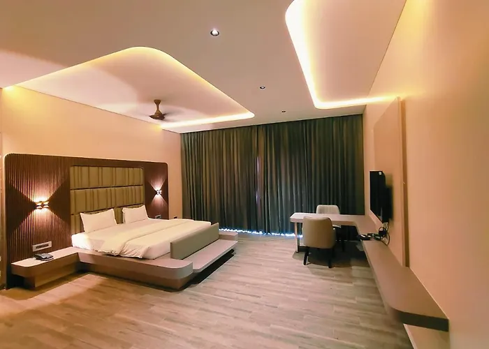 Hotel Akshay Palace Ahmednagar