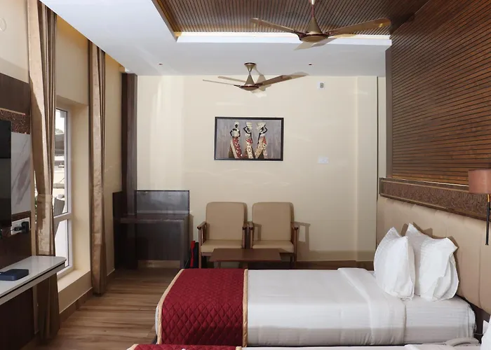 Sree Grand Inn
