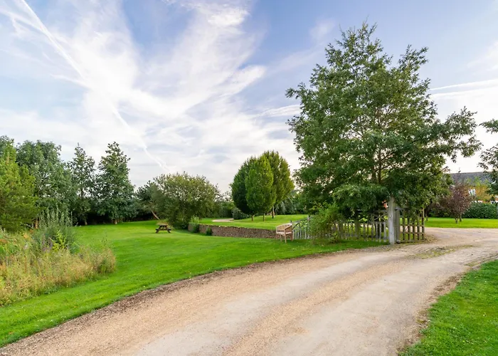 14 Acres - Luxury Countryside Retreats
